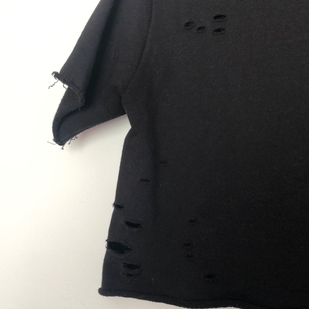 Cropped Distressed Top - Picture 2 of 7